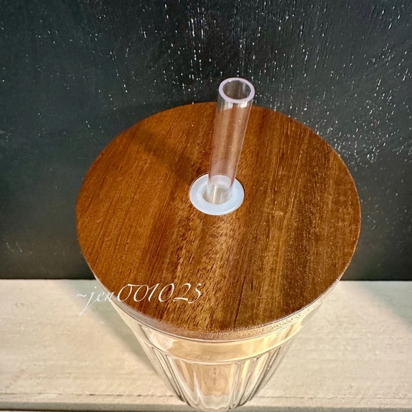 Hearth & Hand Magnolia 21oz Blush Fluted Glass Tumbler with Wood Lid - Picture 6 of 6